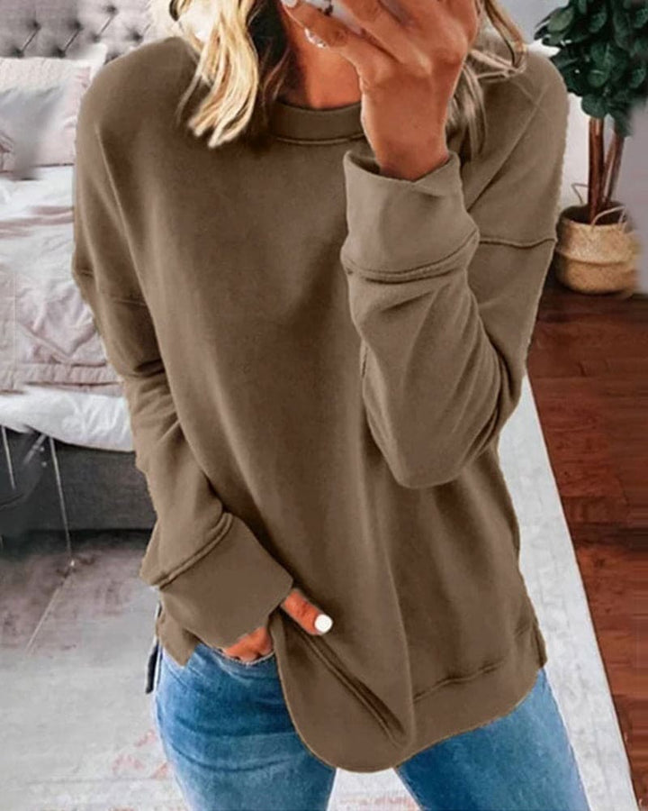 Elizabeth - Effortless Style with Solid Color Sweater