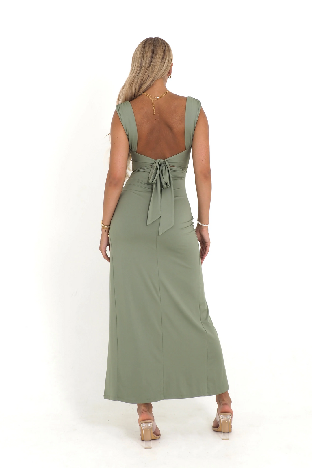 Aurelia – Elegant Long Dress