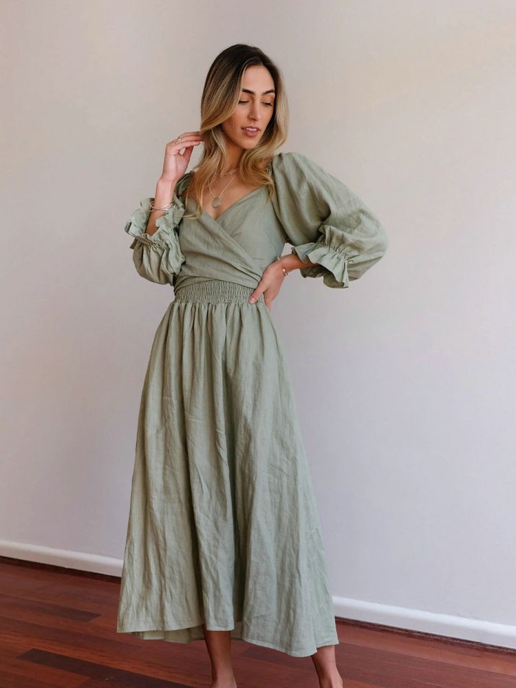 Aviana - Elegant Reversible Puff Sleeve Maxi Dress